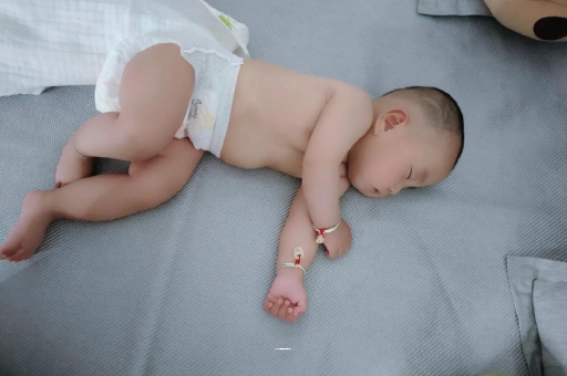 乐平1岁宝宝可以吃盐吗